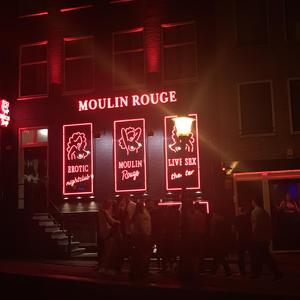 中国帅小伙操母兽
